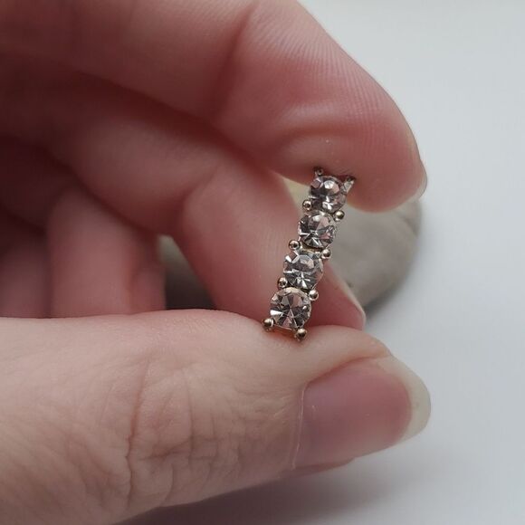 Princess cut brilliant crystal tower necklace pendant - Picture 3 of 3